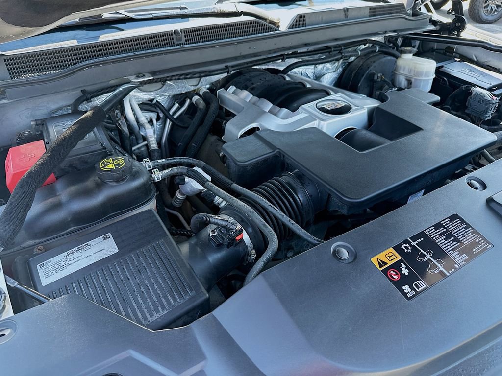 Used 2015 Cadillac Escalade Luxury image 26