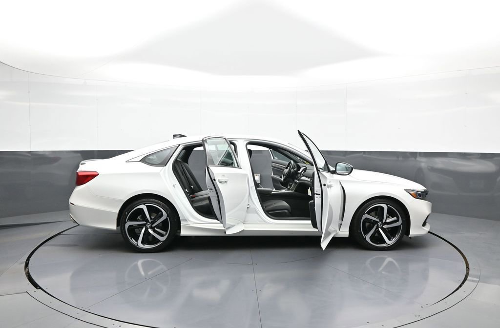 Used 2022 Honda Accord Sport image 41