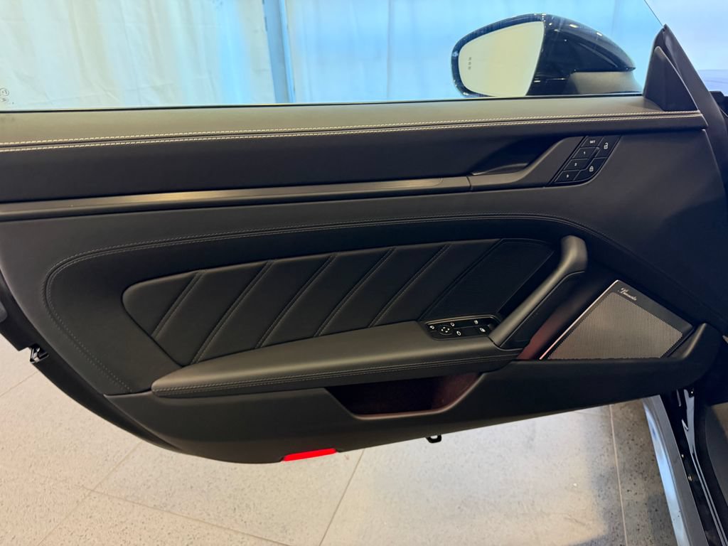 Certified 2025 Porsche 911 Carrera 4 GTS AWD/4WD image 15