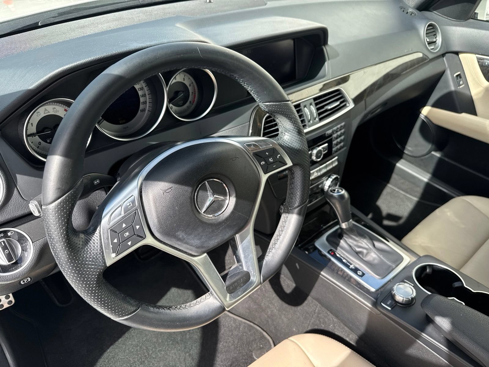 Used 2013 Mercedes-Benz C 350 Sport image 20