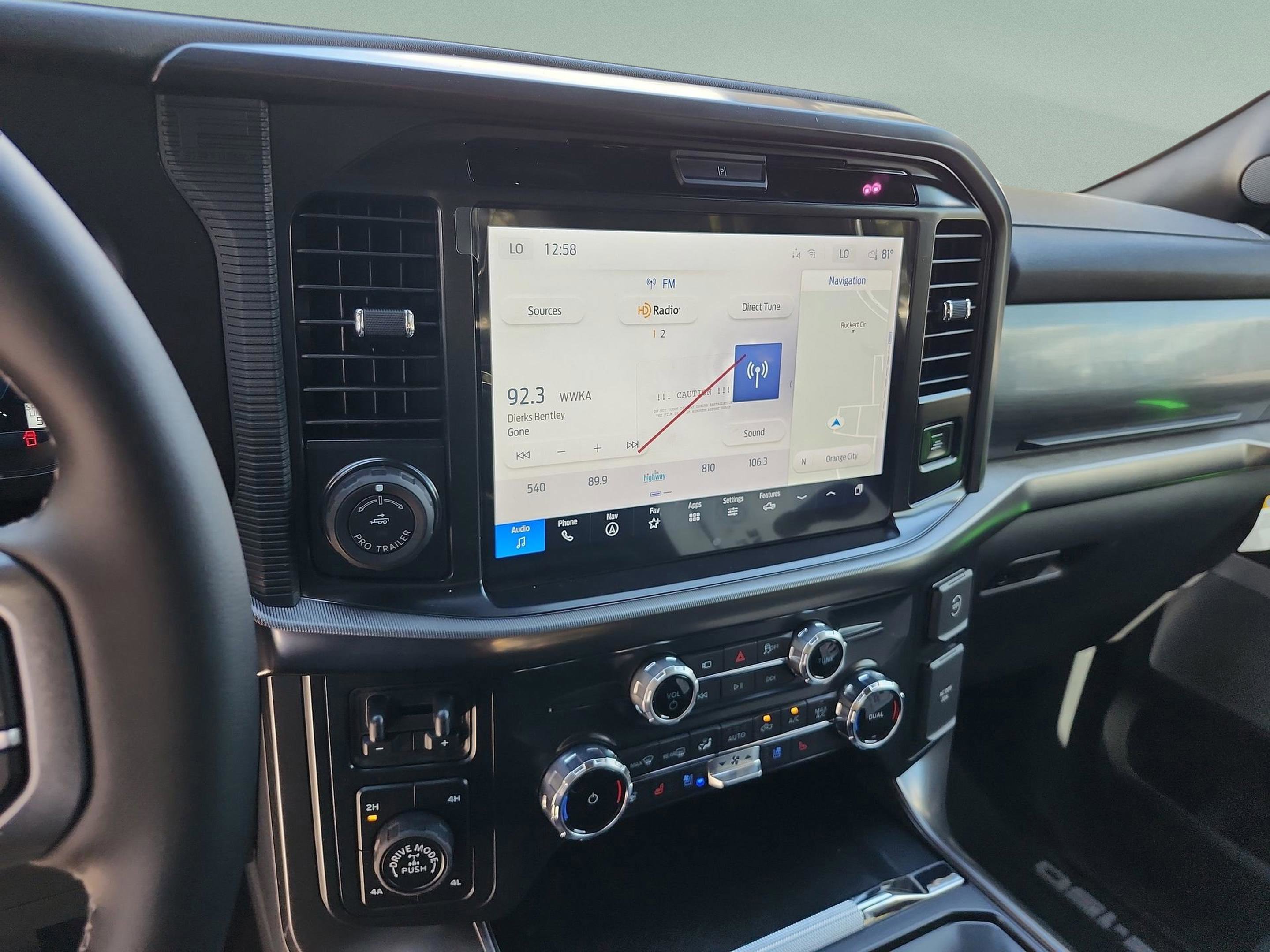 New 2025 Ford F150 Lariat w/ Equipment Group 502A High AWD/4WD image 12