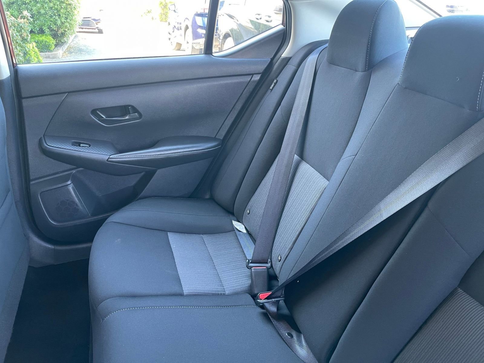 Used 2025 Nissan Sentra SV image 38