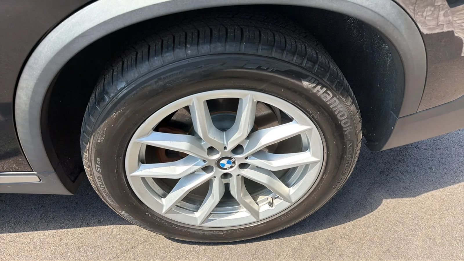 Used 2019 BMW X5 xDrive40i w/ Convenience Package AWD/4WD image 19
