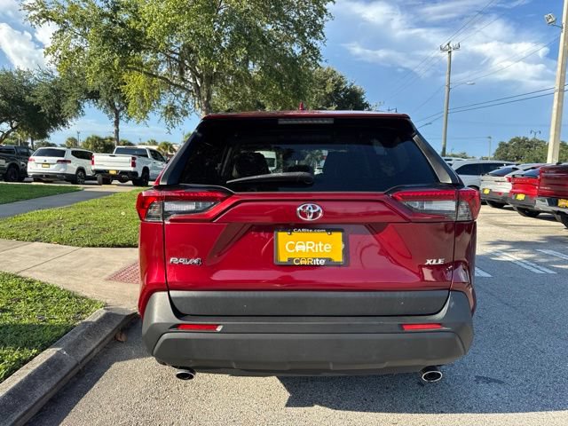 Used 2020 Toyota RAV4 XLE Premium FWD image 6