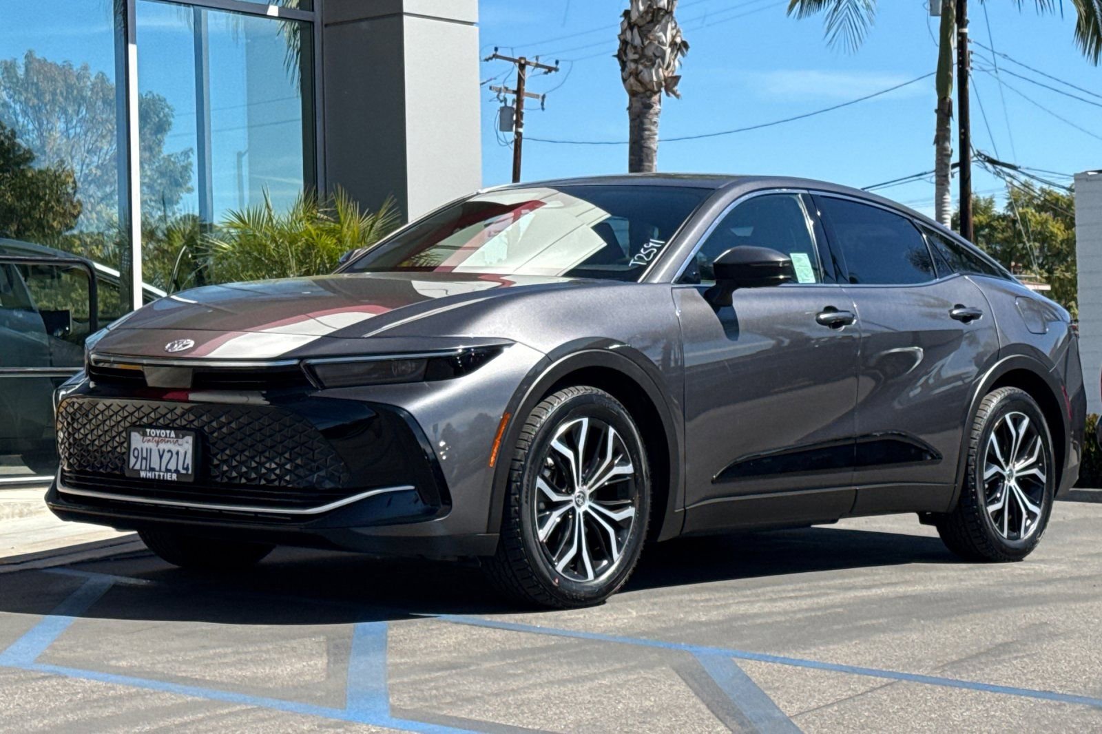 Used 2023 Toyota Crown XLE image 10