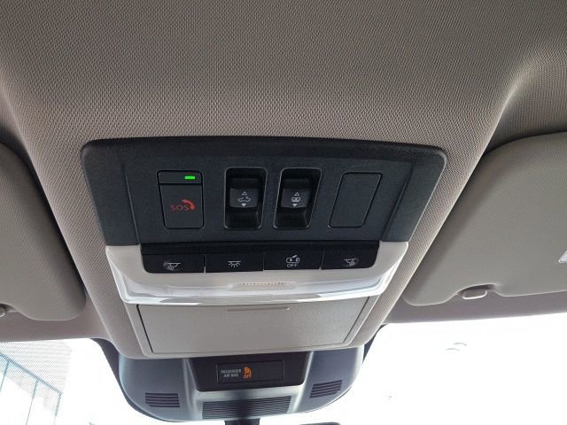 Used 2023 Nissan Rogue Platinum w/ Platinum Premium Package image 21