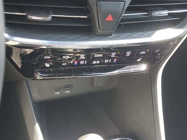 Certified 2025 Buick Encore GX Avenir w/ Avenir Convenience Package image 13