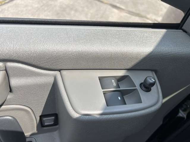 New 2025 Chevrolet Express 2500 image 13