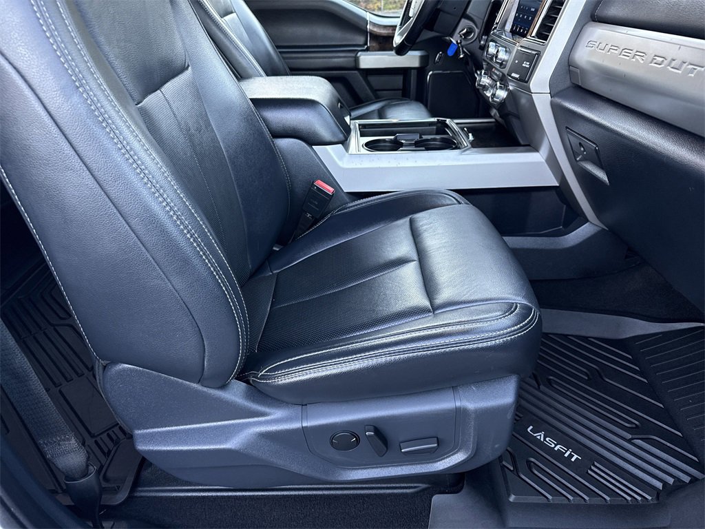 Used 2022 Ford F250 Lariat image 14