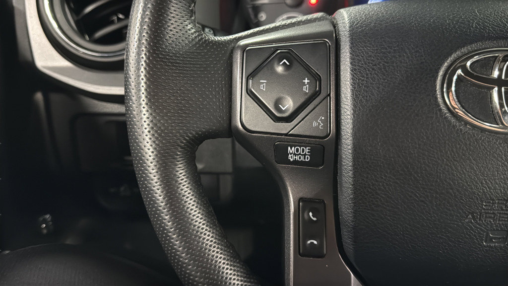 Used 2019 Toyota Tacoma SR5 image 8