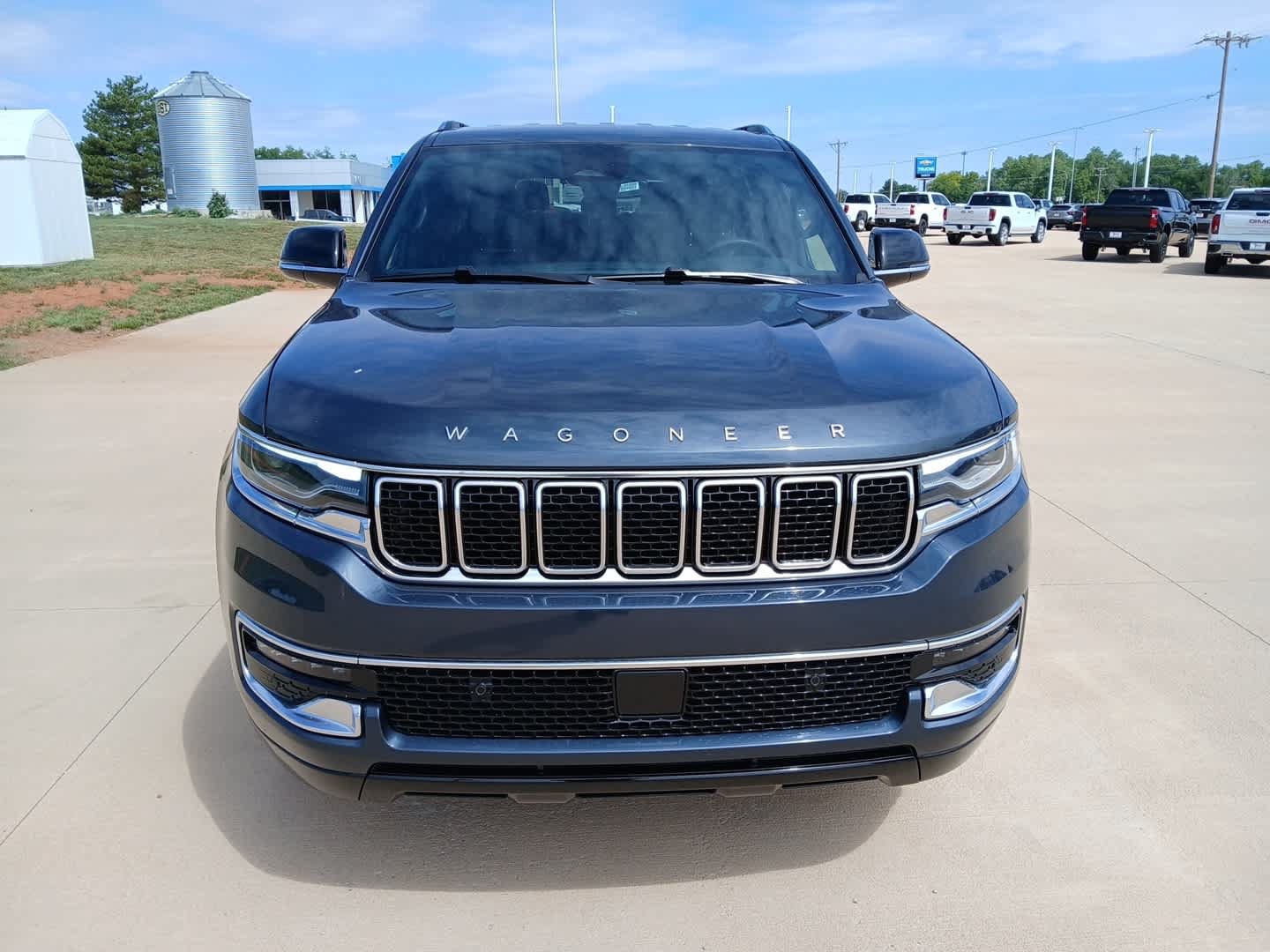 Used 2024 Jeep Wagoneer 4WD image 9