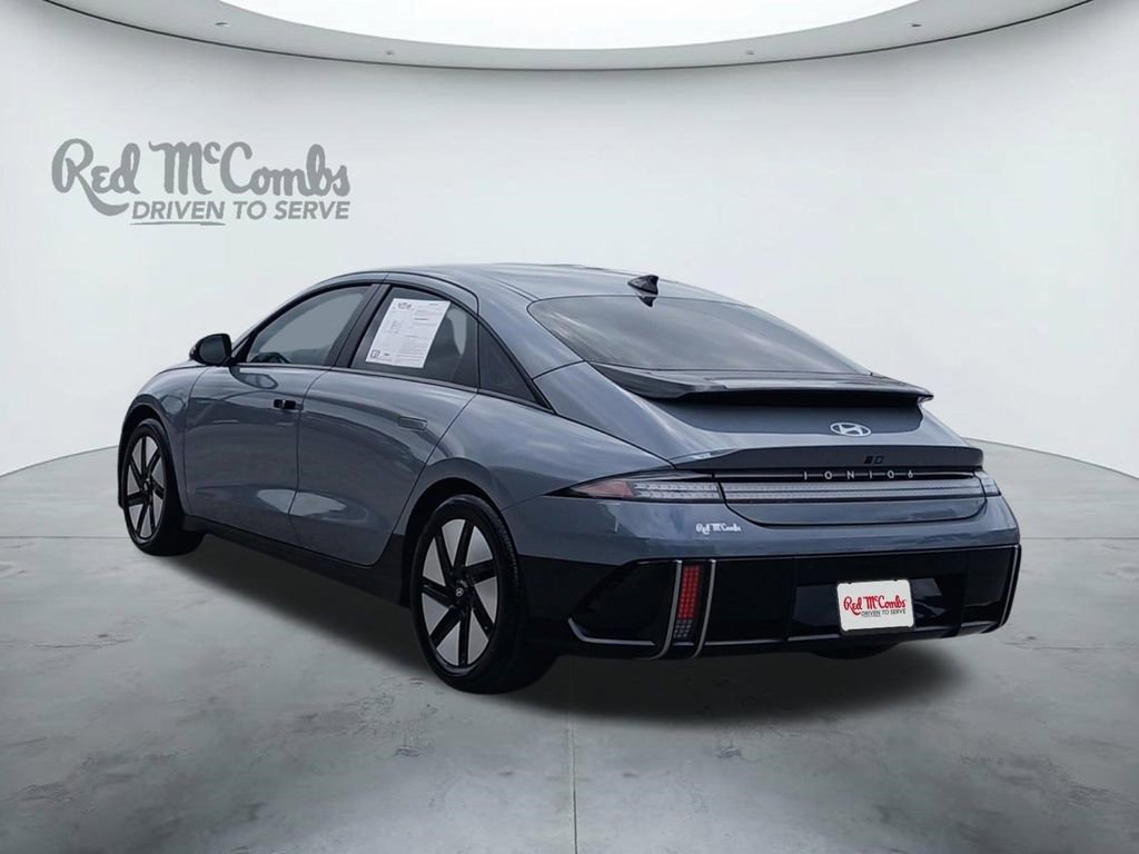 Used 2024 Hyundai Ioniq 6 SE RWD image 3