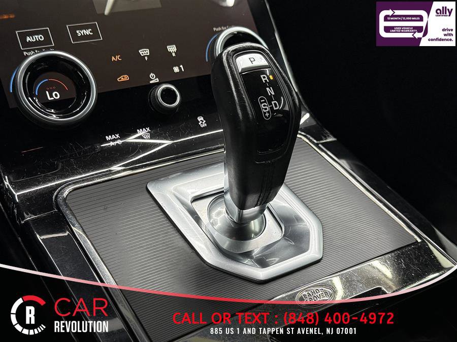 Used 2021 Land Rover Range Rover Evoque R-Dynamic S AWD/4WD image 22