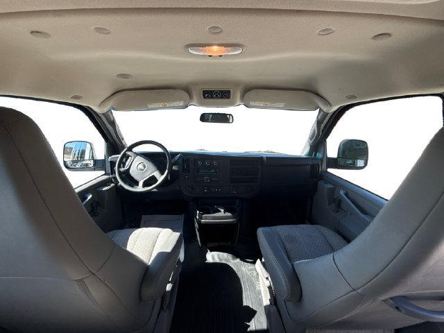 Used 2019 Chevrolet Express 2500 RWD image 20