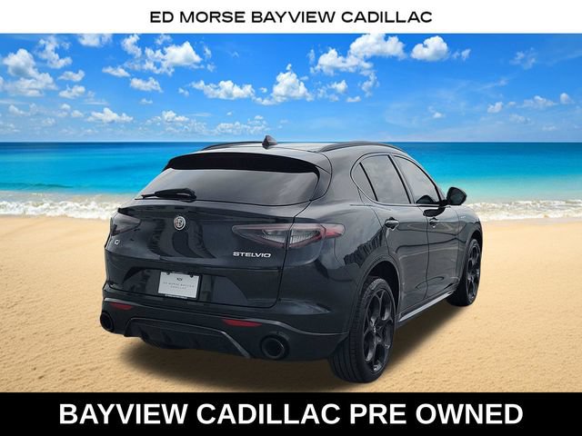 Used 2024 Alfa Romeo Stelvio Veloce AWD/4WD image 6