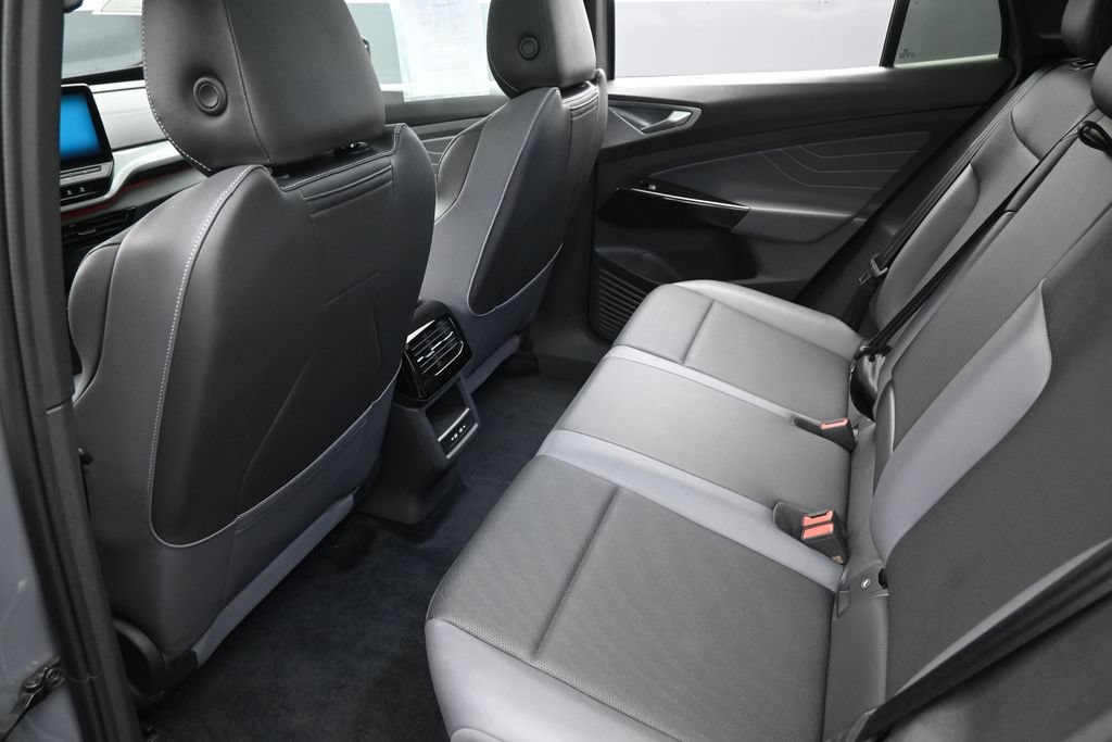Used 2023 Volkswagen ID.4 Pro S RWD image 26