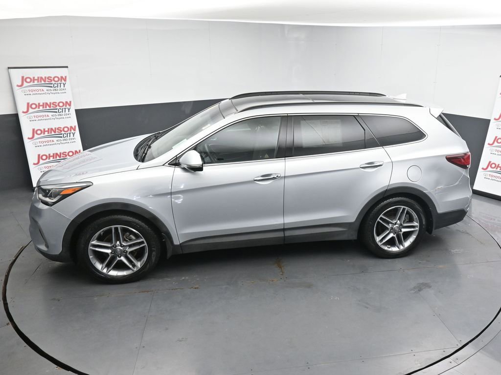 Used 2017 Hyundai Santa Fe SE image 29