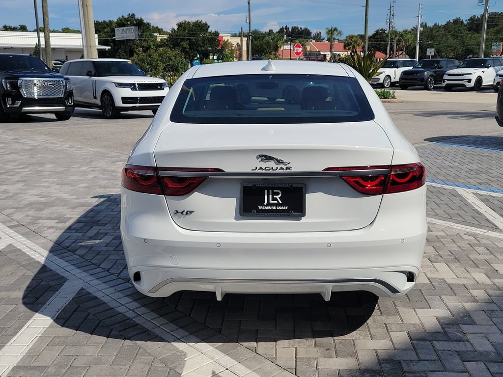 Used 2021 Jaguar XF S RWD image 4