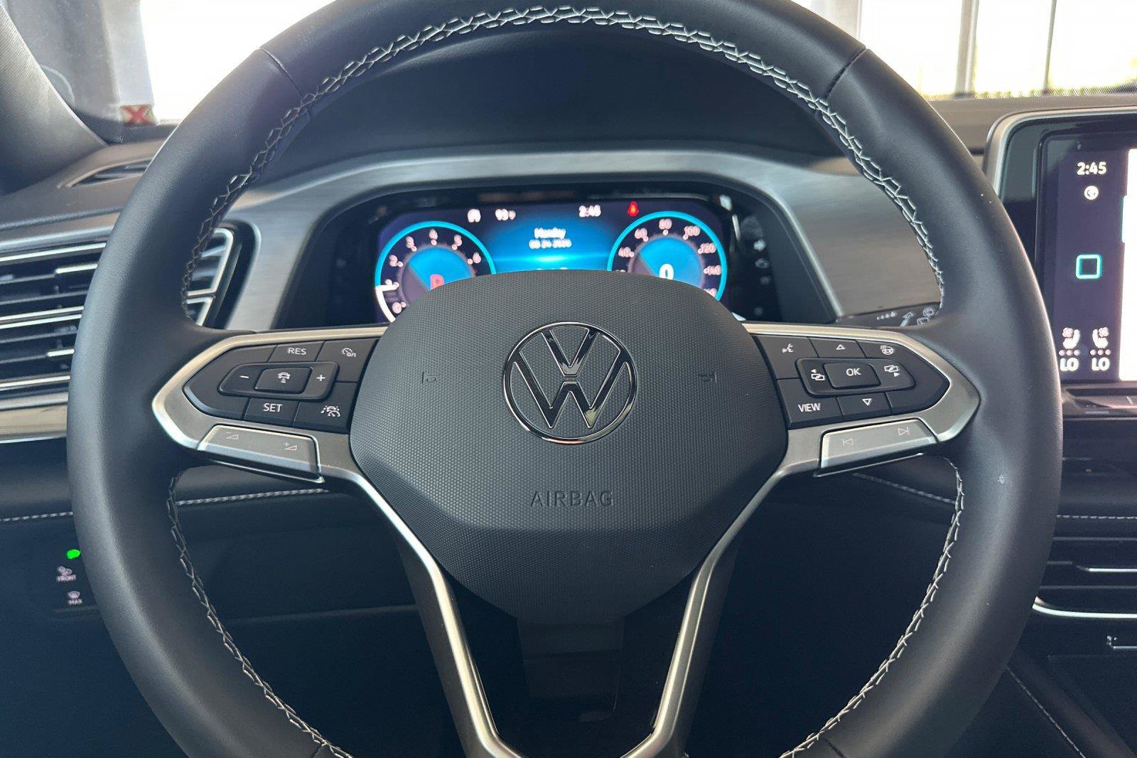 New 2026 Volkswagen Atlas Cross Sport SE FWD image 22