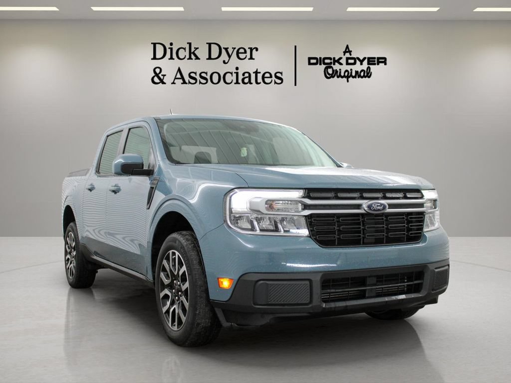 Used 2022 Ford Maverick Lariat FWD image 1