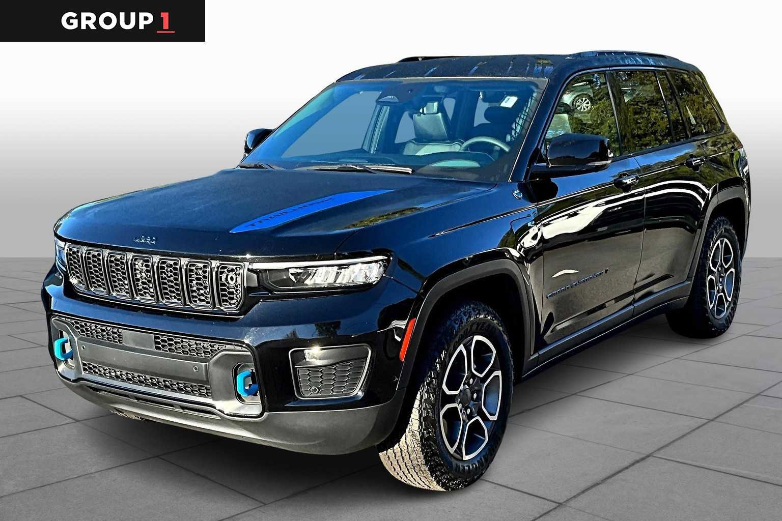 Used 2022 Jeep Grand Cherokee Trailhawk w/ Advanced Protech Group II