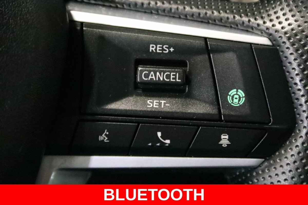 Used 2024 Mitsubishi Outlander 4WD Plug-In Hybrid image 18