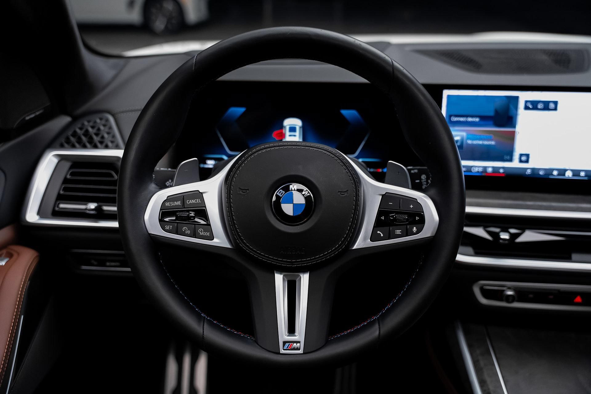 Used 2024 BMW X7 M60i AWD/4WD image 45