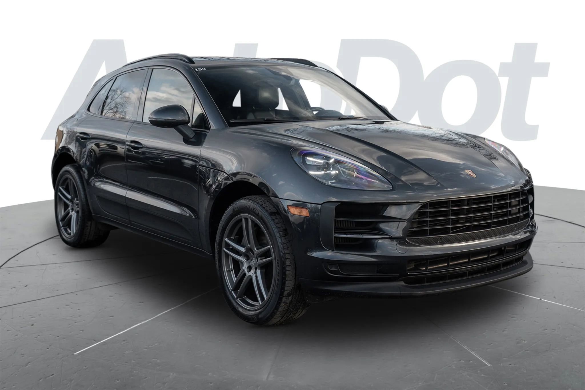 Used 2020 Porsche Macan S image 4