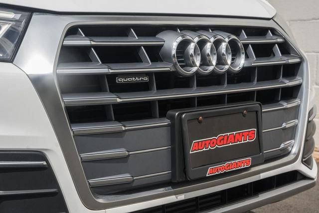 Used 2019 Audi Q5 2.0T Premium w/ Convenience Package image 14