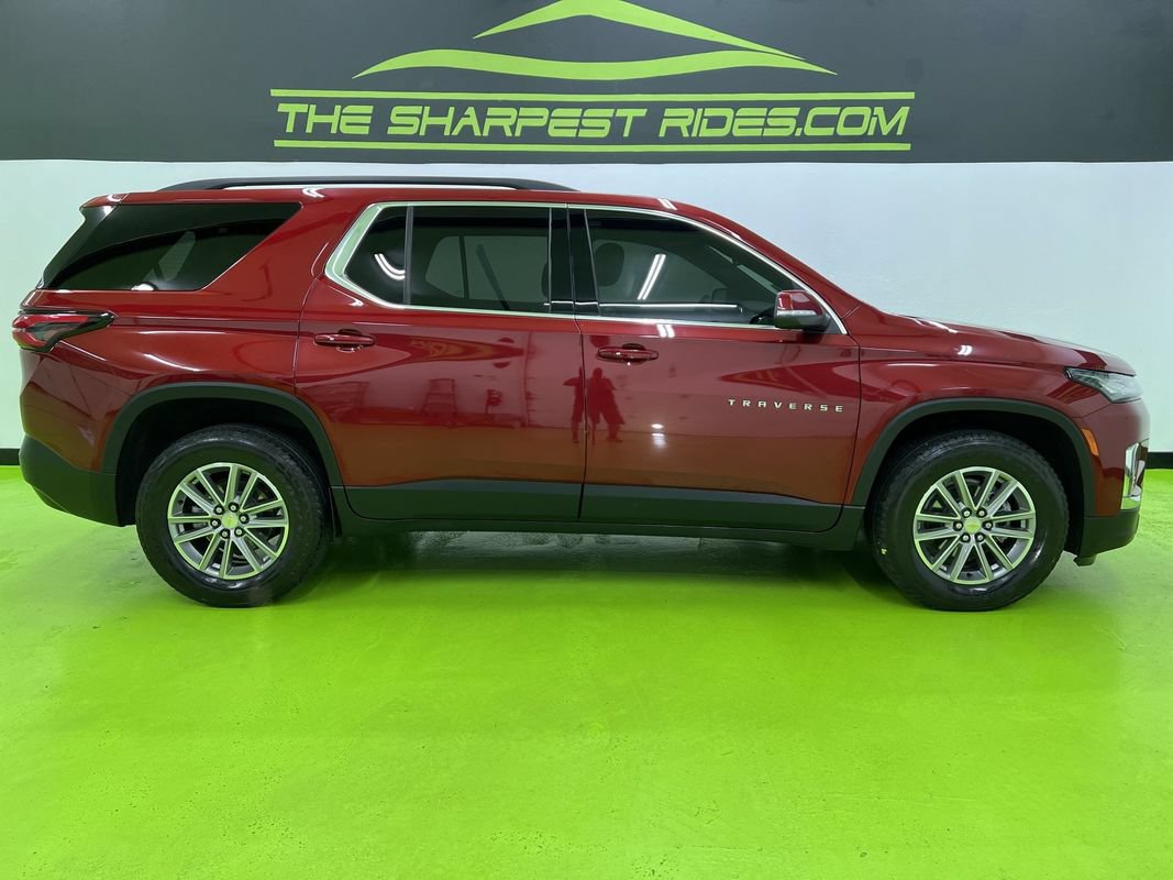 Used 2023 Chevrolet Traverse LT FWD image 11