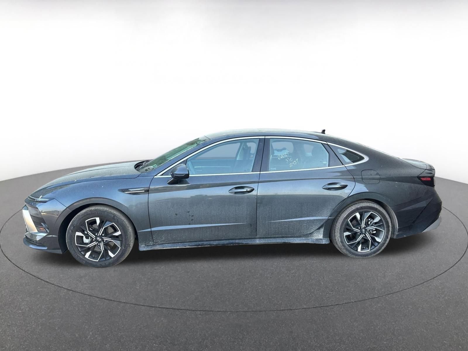 Used 2025 Hyundai Sonata SEL FWD image 16