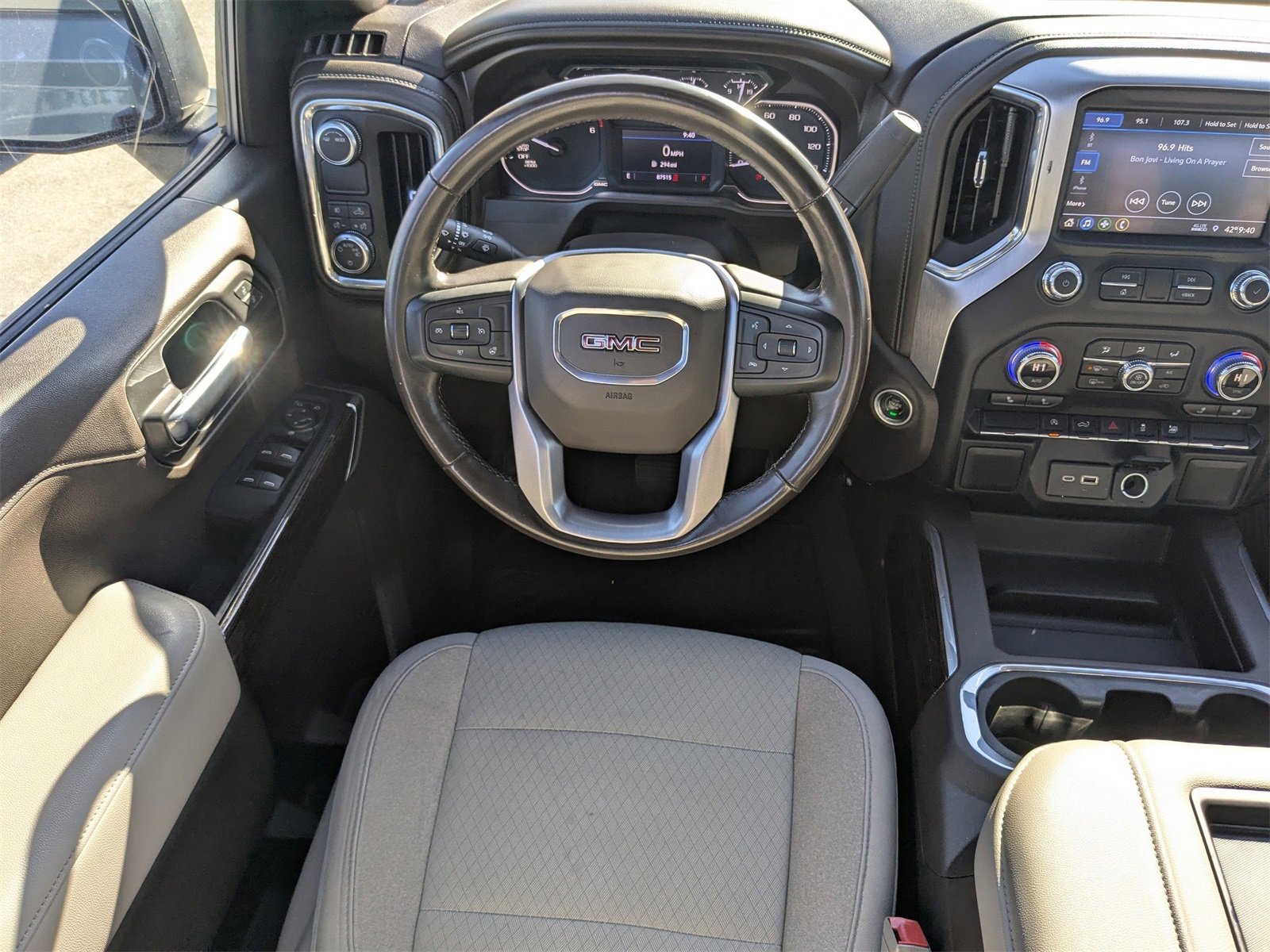 Used 2020 GMC Sierra 1500 Elevation w/ Elevation Value Package image 17