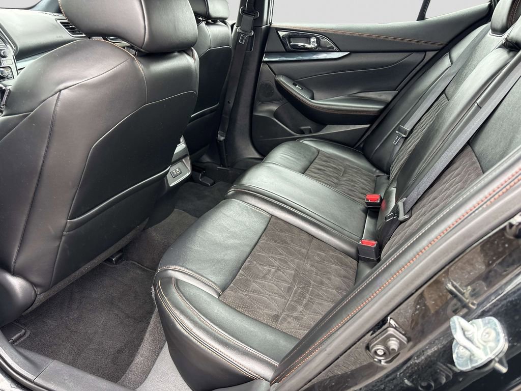 Certified 2023 Nissan Maxima SR w/ Sport Mat Group image 10