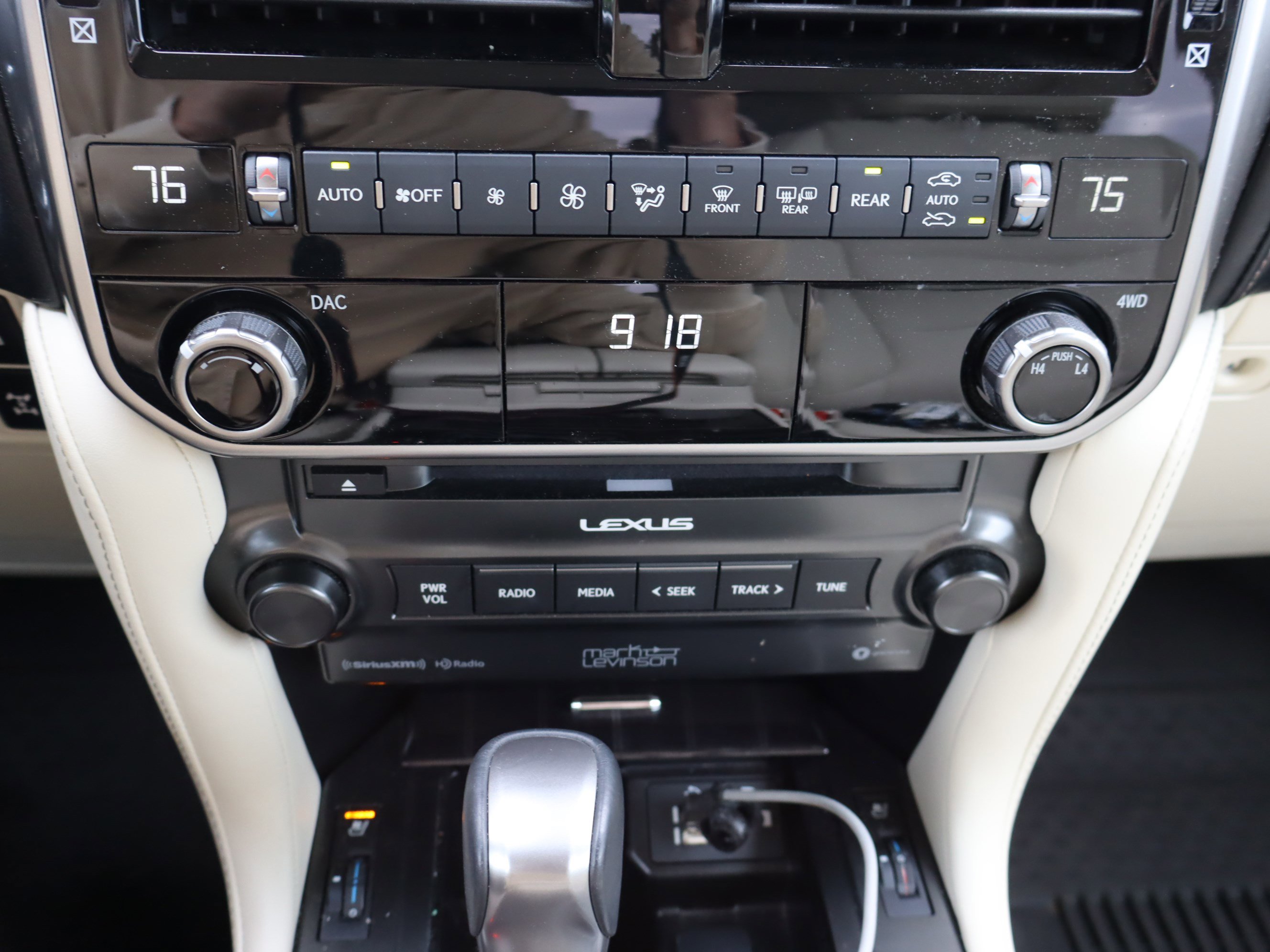 Used 2023 Lexus GX 460 Premium AWD/4WD image 30