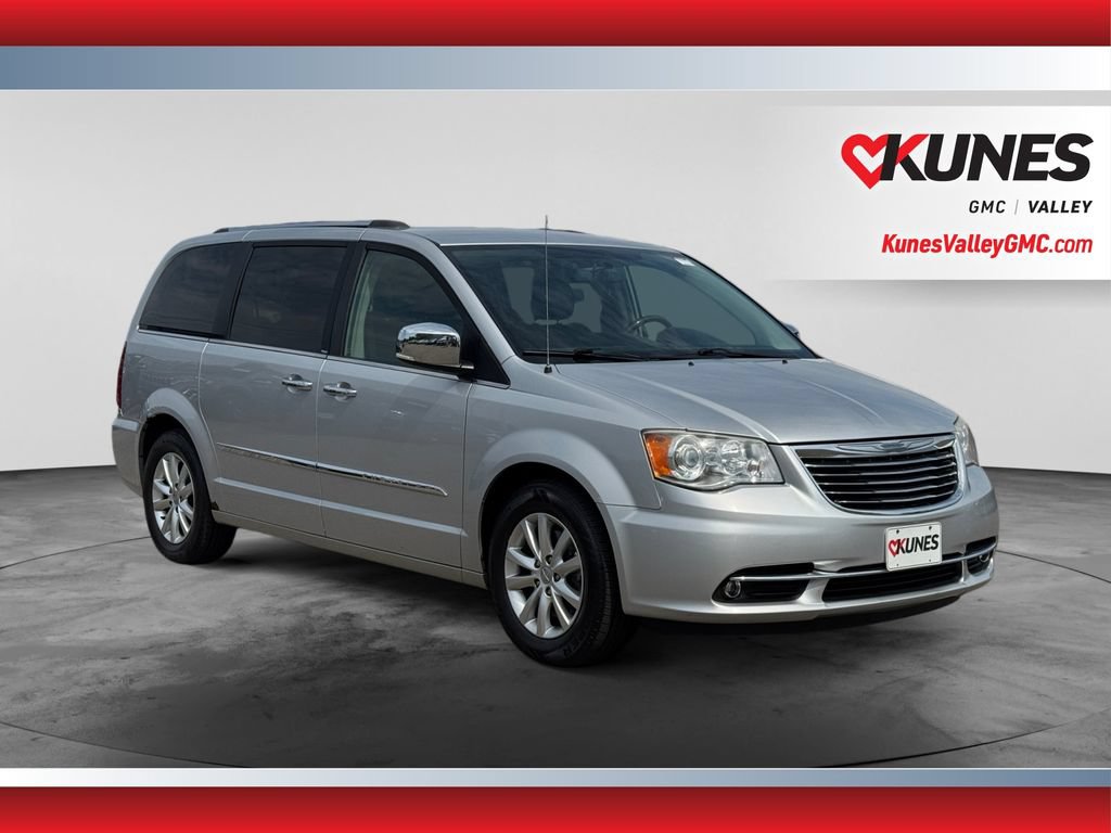 Used 2012 Chrysler Town & Country Limited FWD image 1