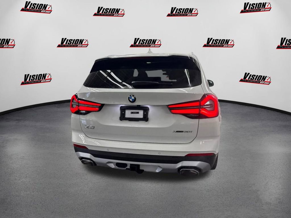 Used 2024 BMW X3 xDrive30i w/ Premium Package w/ZPA image 6