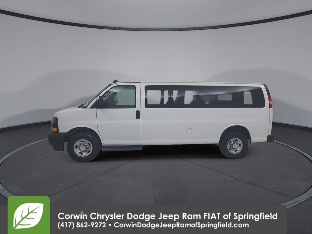 Used 2023 Chevrolet Express 3500 LS RWD image 9