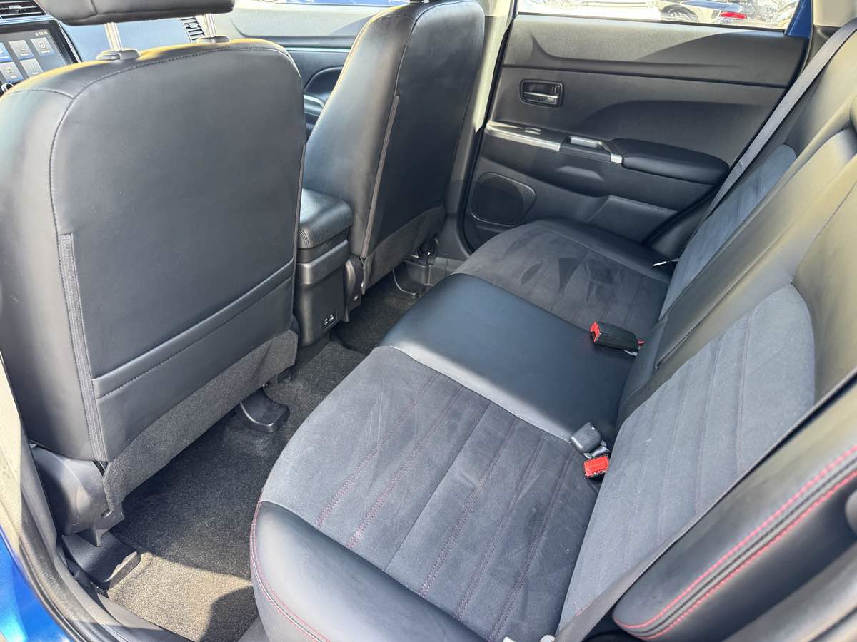 Used 2024 Mitsubishi Outlander Sport AWD image 20