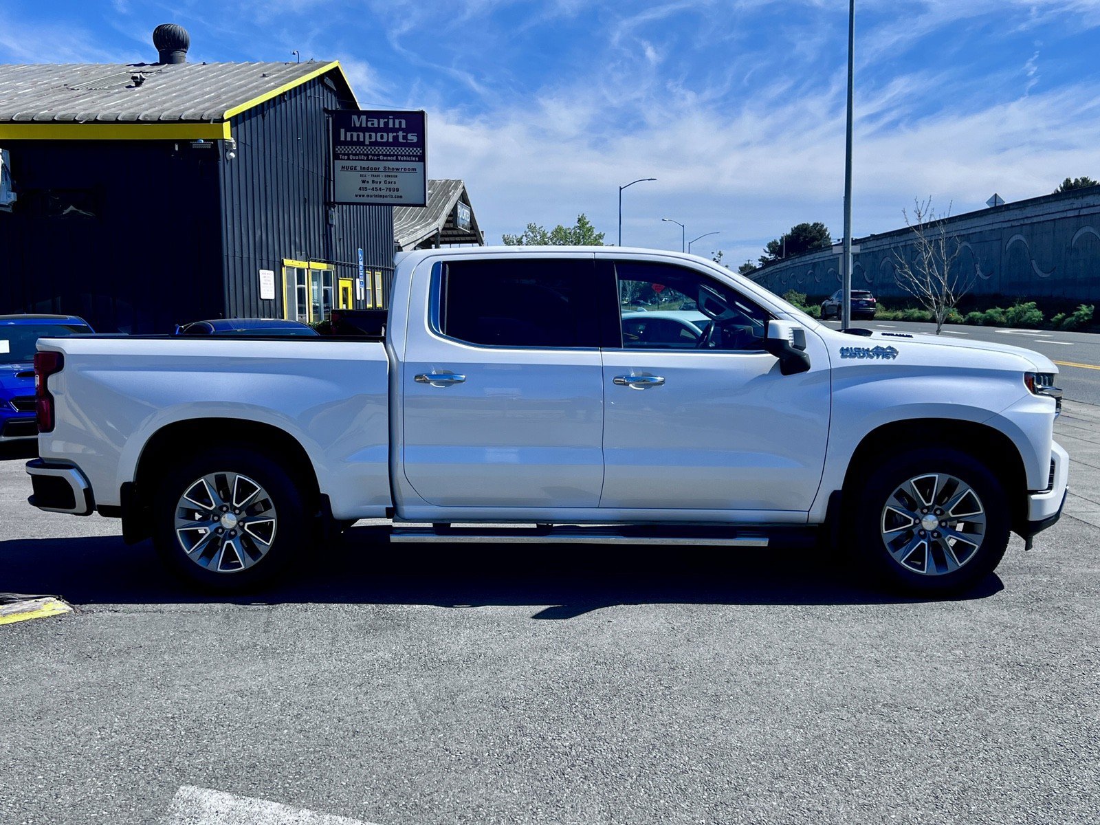 Used 2020 Chevrolet Silverado 1500 High Country w/ LPO, Dark Essentials Package AWD/4WD image 5