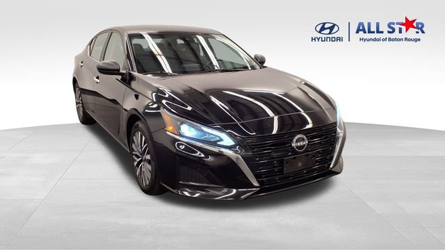 Used 2024 Nissan Altima 2.5 SV