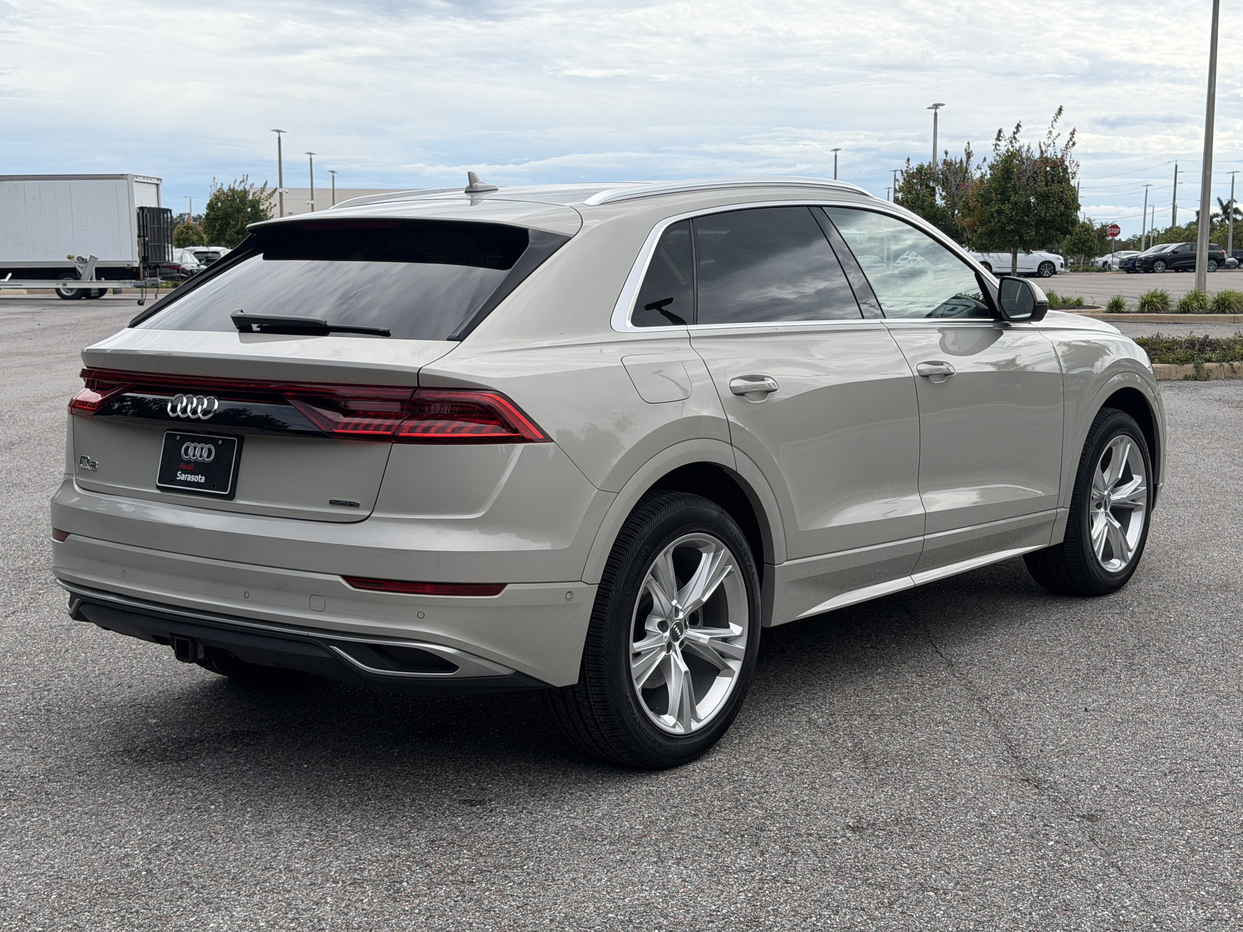Used 2021 Audi Q8 Premium Plus AWD/4WD image 7