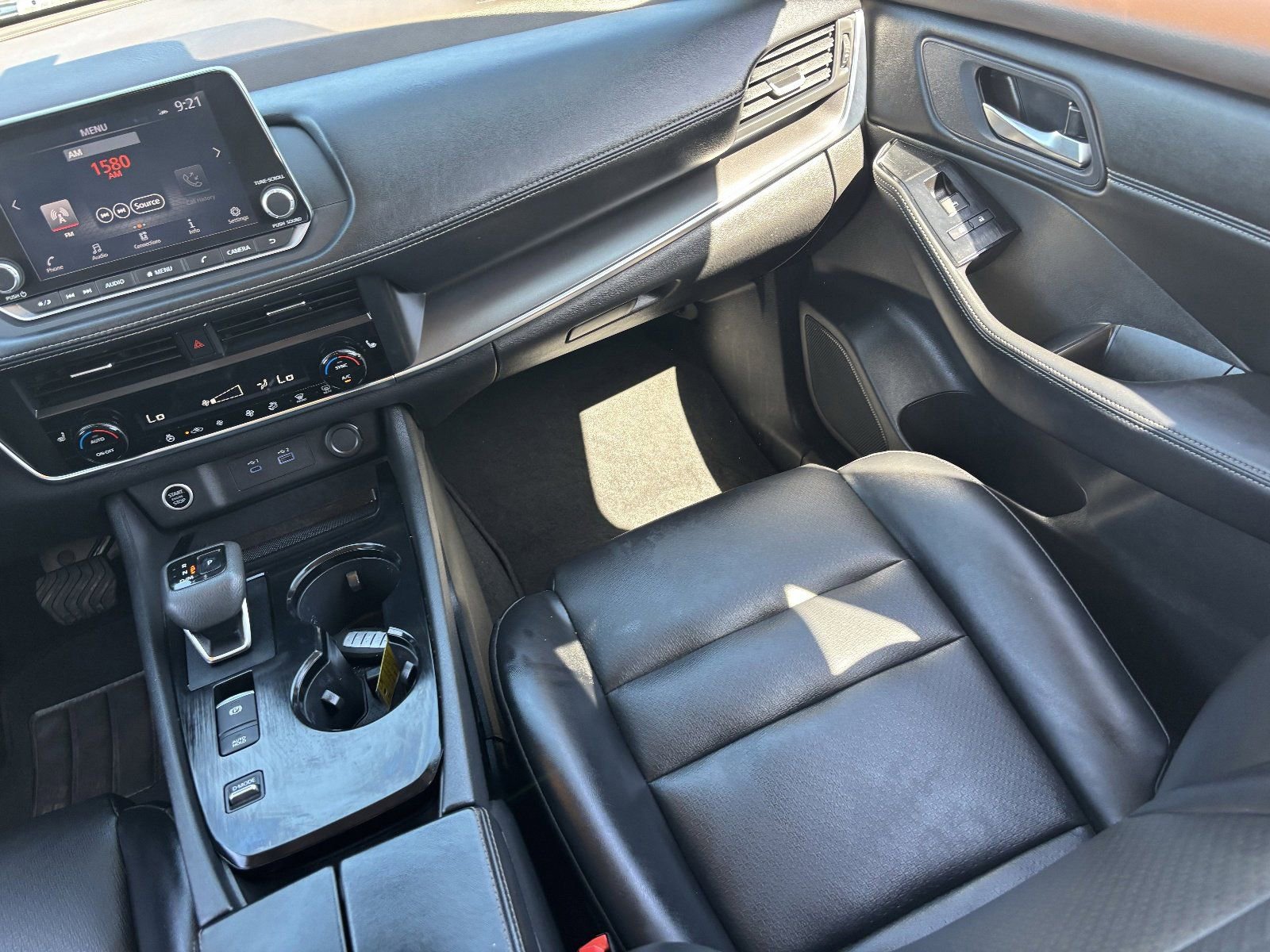 Certified 2023 Nissan Rogue SV w/ SV Premium B Package FWD image 16