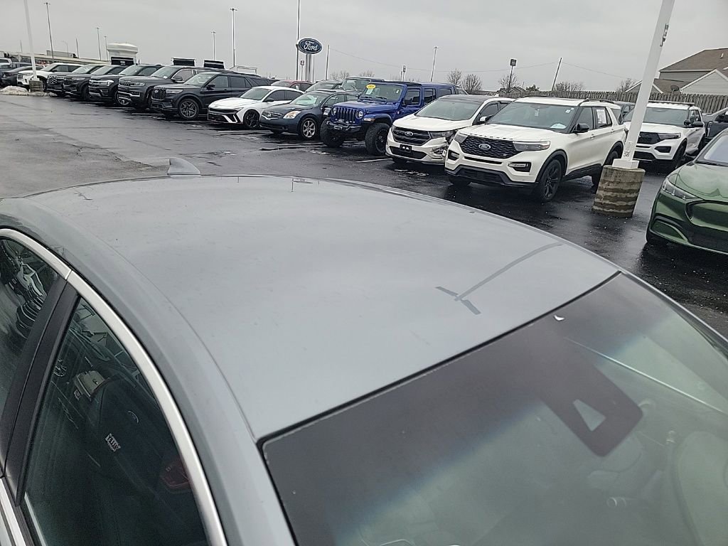 Used 2023 Cadillac CT4 Premium Luxury w/ Climate Package image 15