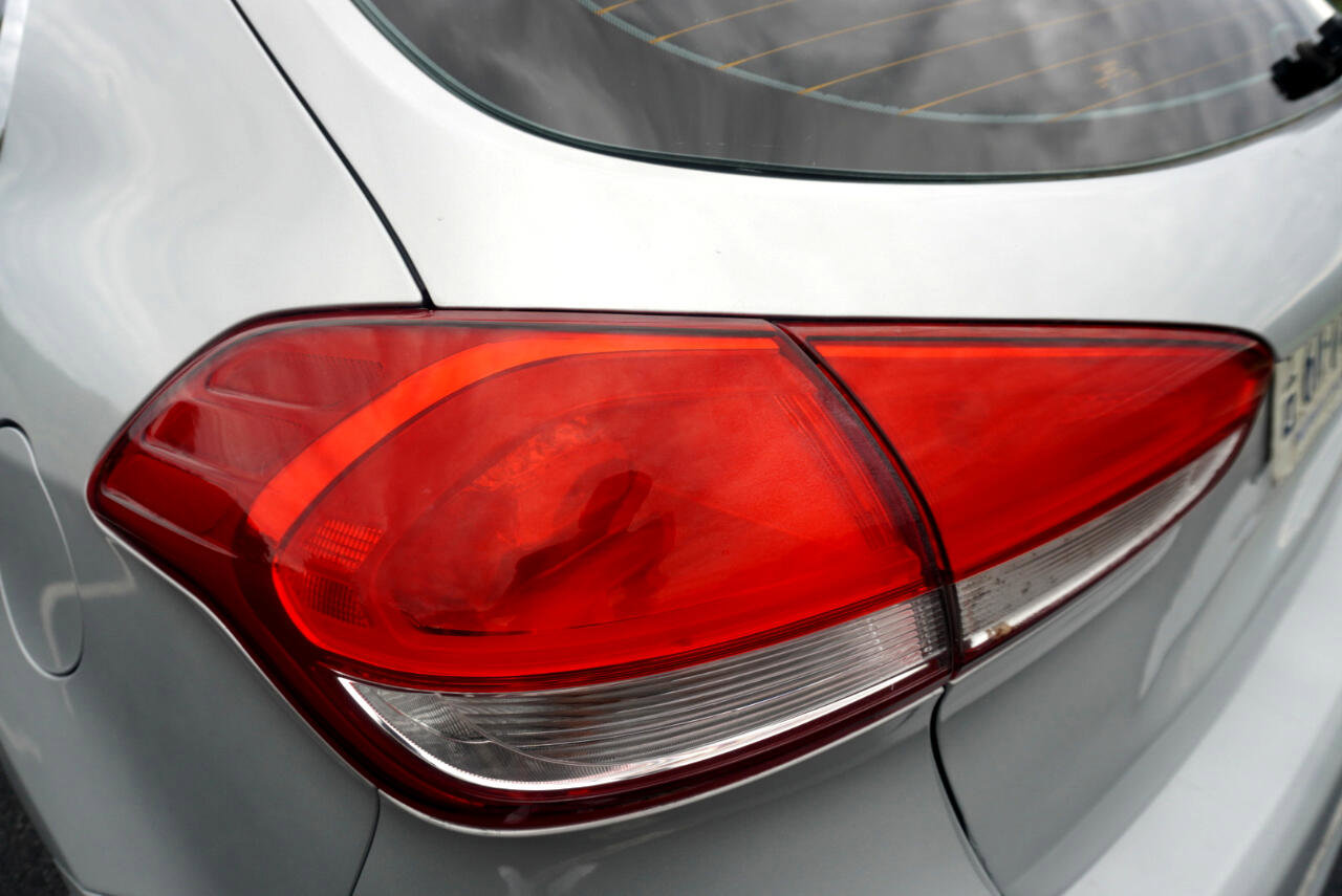 Used 2014 Kia Forte EX image 11