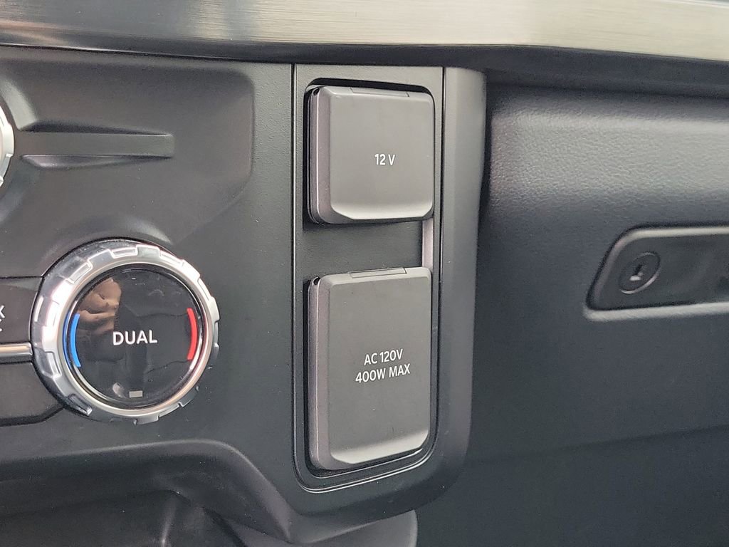Used 2024 Ford F250 Lariat AWD/4WD image 28