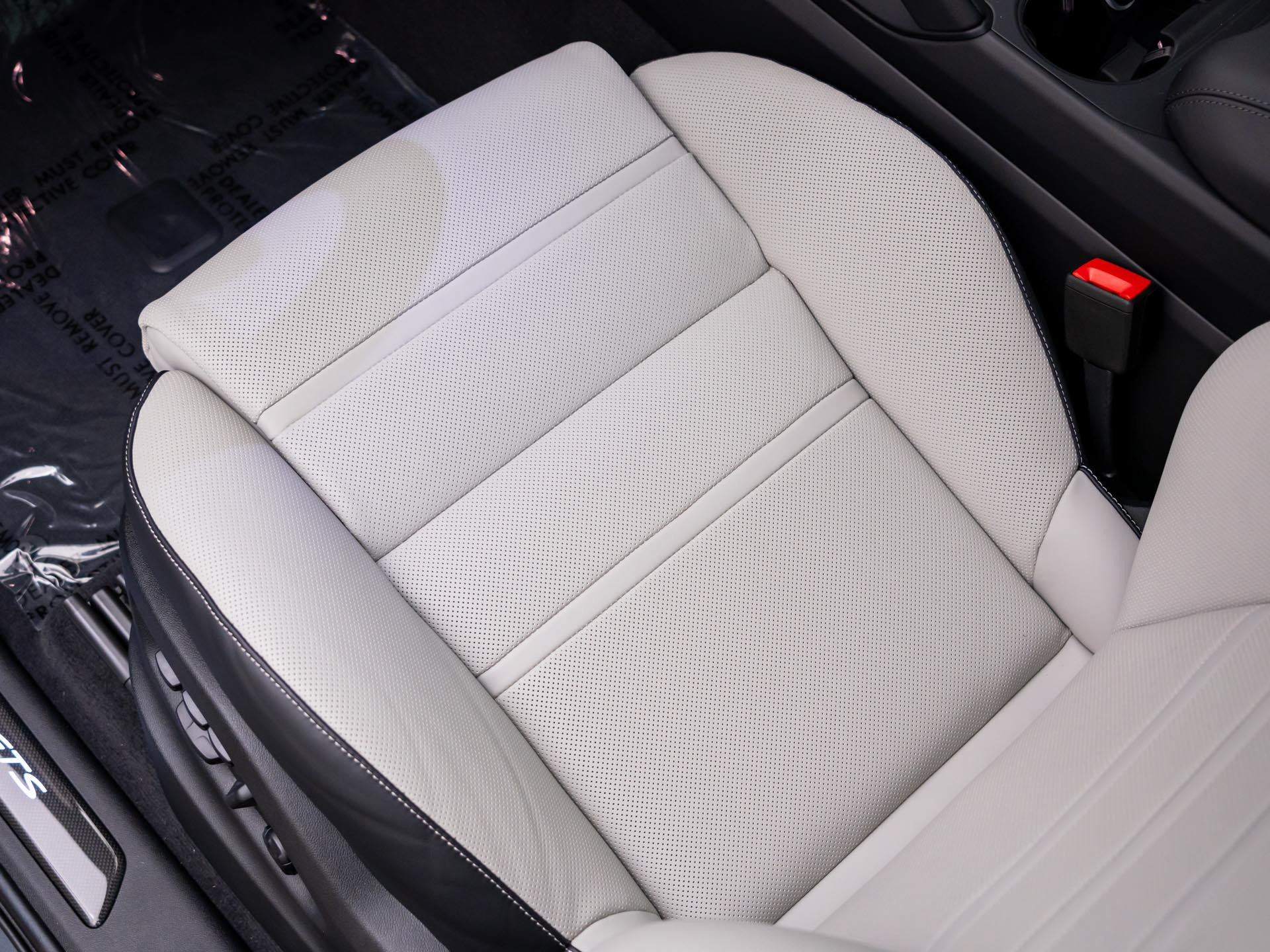 New 2027 Porsche Cayenne GTS AWD/4WD image 16