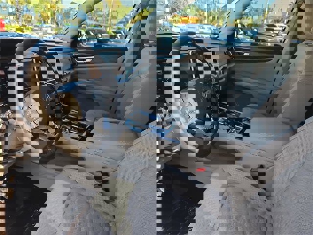 New 2026 Volkswagen Atlas SE image 17