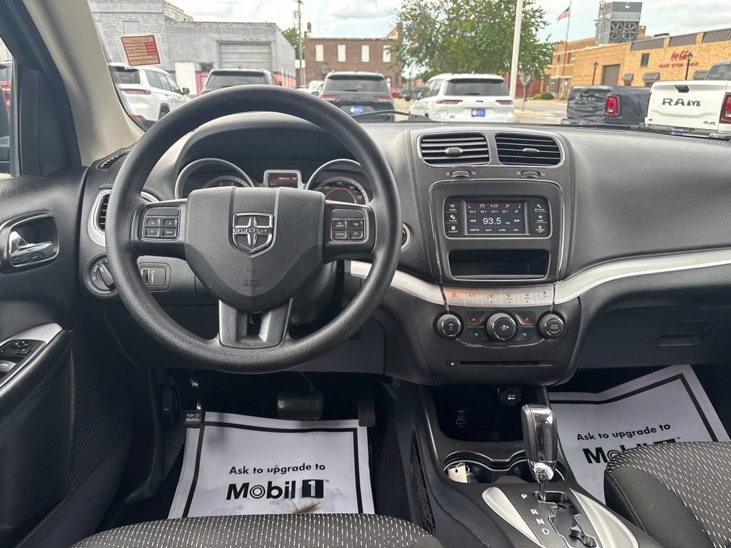 Used 2020 Dodge Journey SE FWD image 33