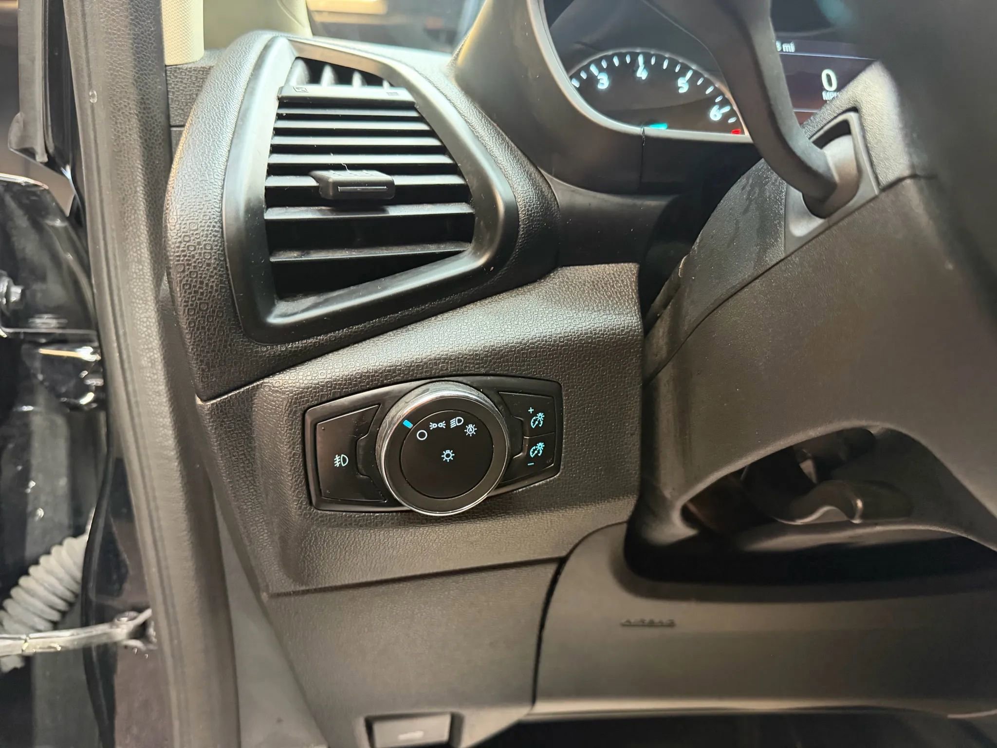 Used 2020 Ford EcoSport SE FWD image 22