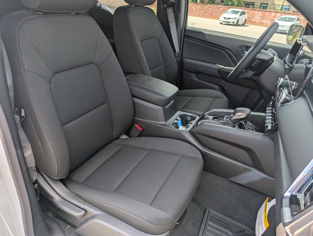 New 2026 GMC Canyon Elevation w/ Convenience Package image 12